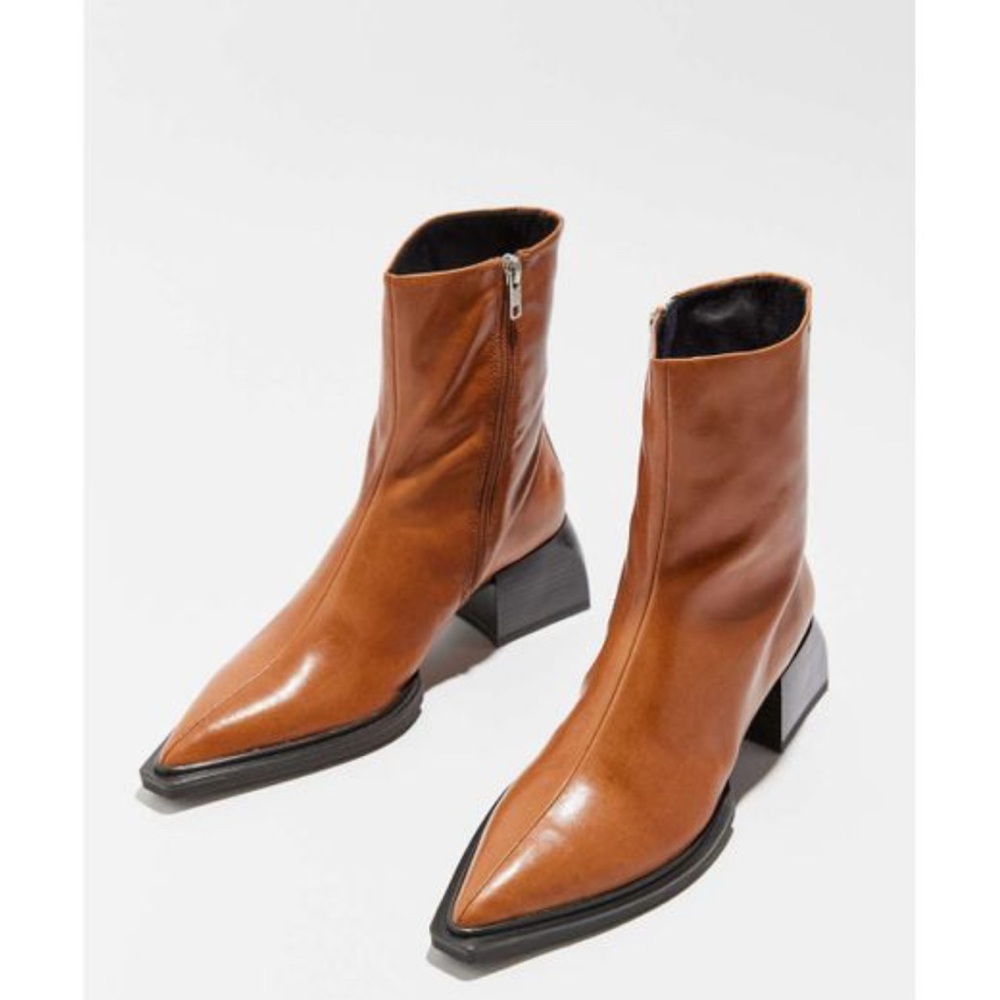 NWT Vagabond Vivian Boot US 7/EU 37